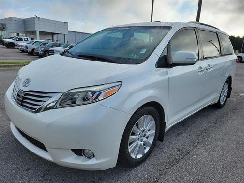 2015 Toyota Sienna XLE