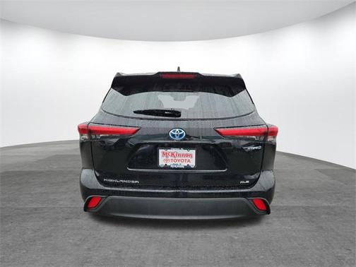 2023 Toyota Highlander Hybrid XLE