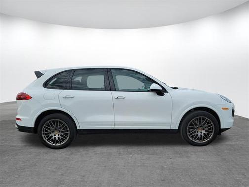 2018 Porsche Cayenne Cayenne