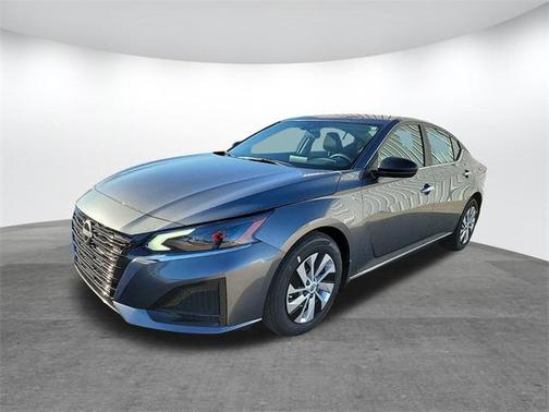 2025 Nissan Altima S FWD
