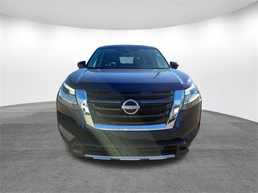 2023 Nissan Pathfinder SL FWD