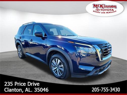 2023 Nissan Pathfinder SL FWD