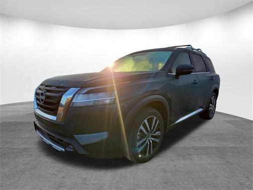2023 Nissan Pathfinder Platinum 4WD