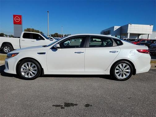 2018 Kia Optima S