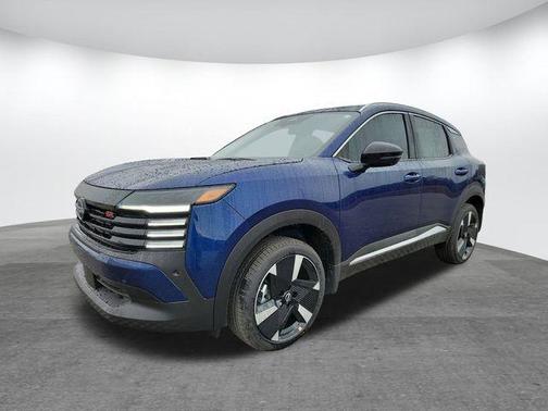 Deep Blue Pearl 2026 Nissan Kicks SR