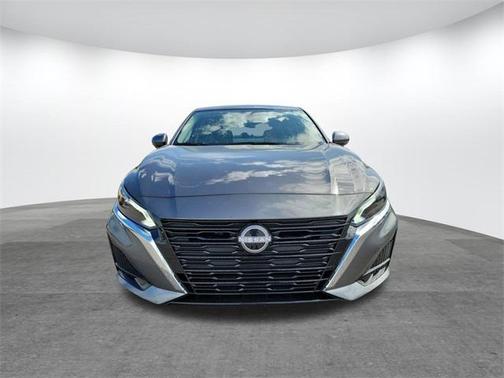 2025 Nissan Altima 2.5 SL