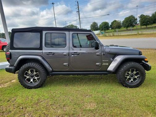 2022 Jeep Wrangler Unlimited Sahara