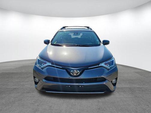 Magnetic Gray Metallic 2018 Toyota RAV4 XLE