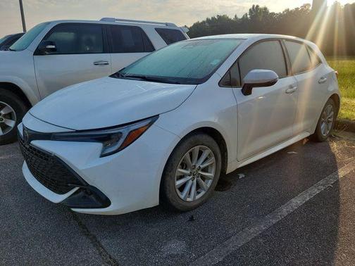 Ice Cap 2024 Toyota Corolla SE