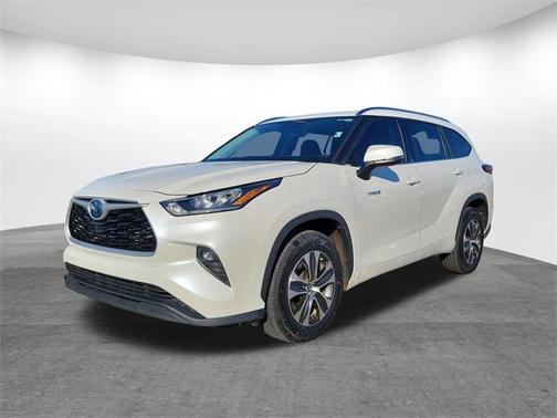2020 Toyota Highlander Hybrid XLE