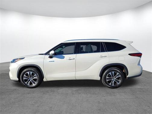2020 Toyota Highlander Hybrid XLE