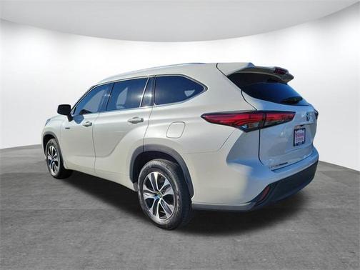 2020 Toyota Highlander Hybrid XLE