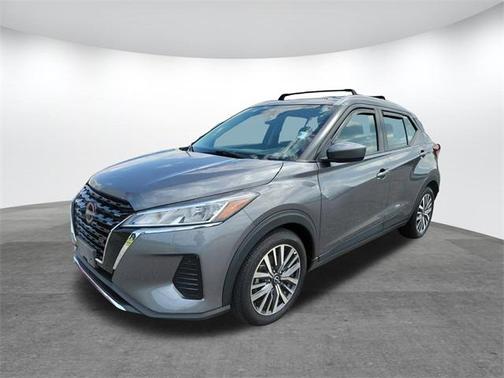 2022 Nissan Kicks SV