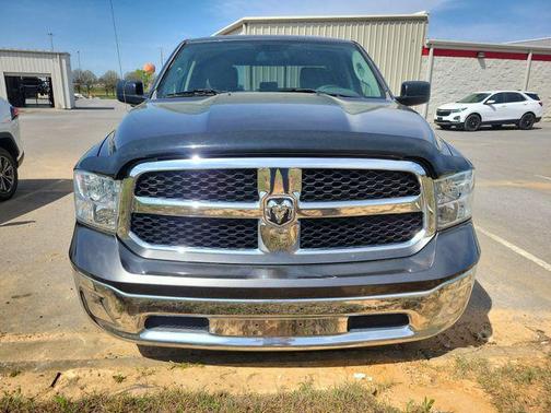 2016 RAM 1500 SLT