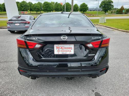 Super Black 2019 Nissan Altima 2.0 Edition ONE