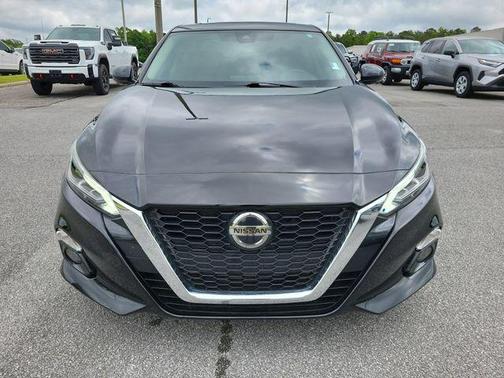 Super Black 2019 Nissan Altima 2.0 Edition ONE