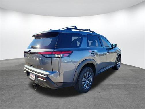2023 Nissan Pathfinder SV FWD