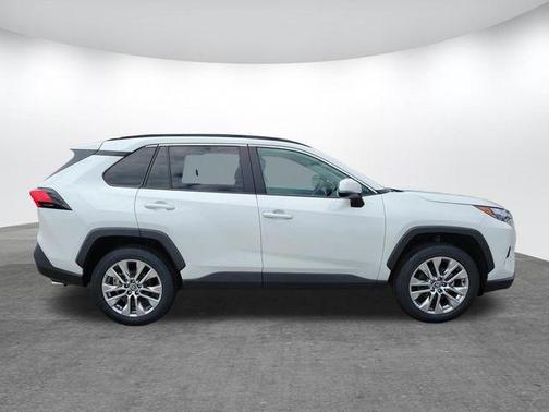 Pearl 2024 Toyota RAV4 XLE Premium