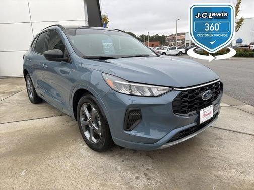 2023 Ford Escape ST-LINE