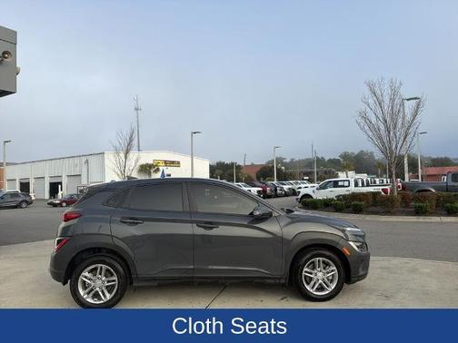 2023 Hyundai KONA SE