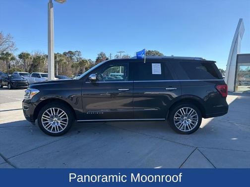 2022 Ford Expedition PLATINUM