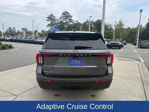 CARBONIZED GRAY METALLIC 2026 Ford Explorer ACTIVE