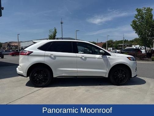 2024 Ford Edge ST LINE