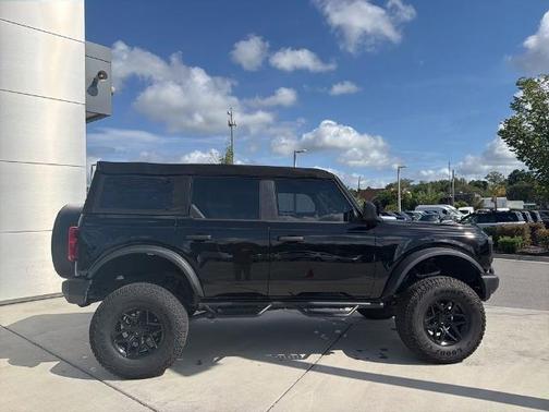 SHADOW BLACK 2025 Ford Bronco BASE