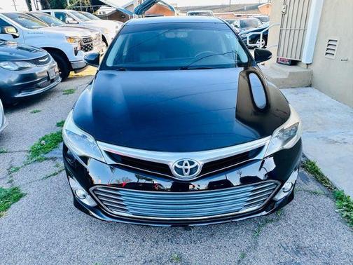 Black 2014 Toyota Avalon XLE