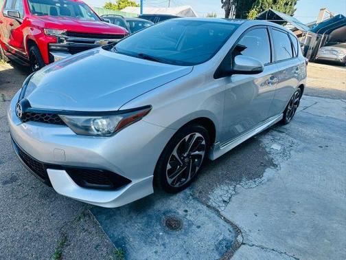 2016 Scion iM Base