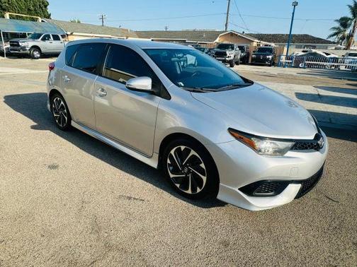 2016 Scion iM Base