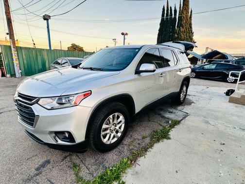 2021 Chevrolet Traverse LT Cloth