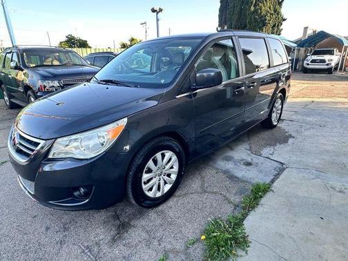 Gray 2012 Volkswagen Routan SE