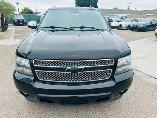 Black 2014 Chevrolet Suburban 1500 LTZ