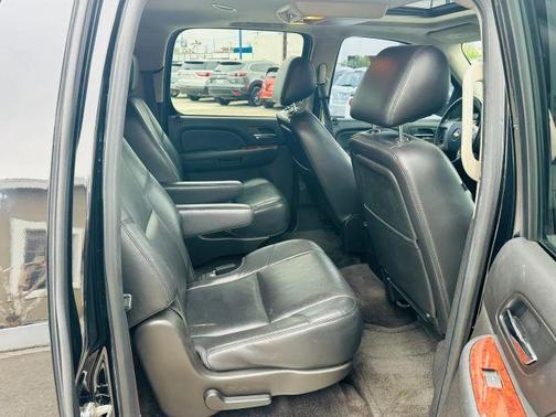 Black 2014 Chevrolet Suburban 1500 LTZ