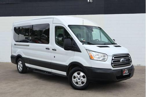 Oxford White 2019 Ford Transit-350 XLT