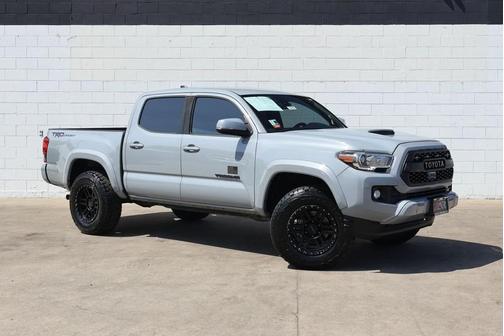 Cement 2019 Toyota Tacoma TRD Sport