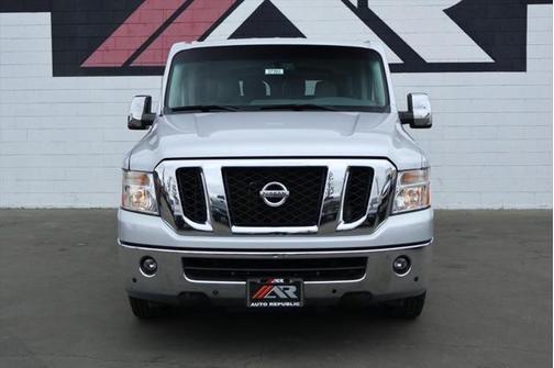 2013 Nissan NV Passenger NV3500 HD SL V8