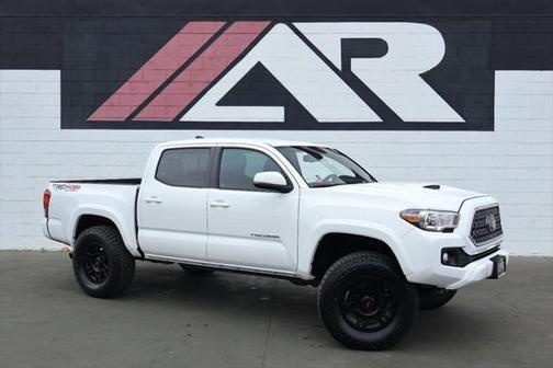 2019 Toyota Tacoma TRD Sport