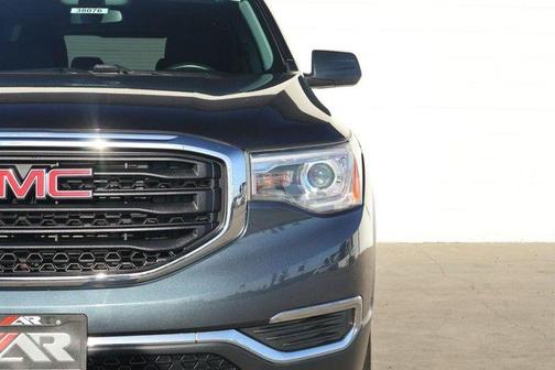 2019 GMC Acadia SLE-1