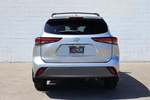 2021 Toyota Highlander Limited