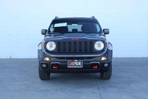 2017 Jeep Renegade Trailhawk