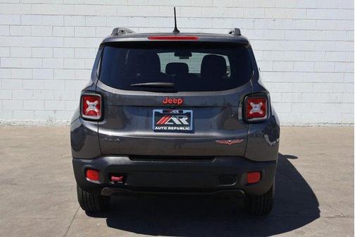 2017 Jeep Renegade Trailhawk