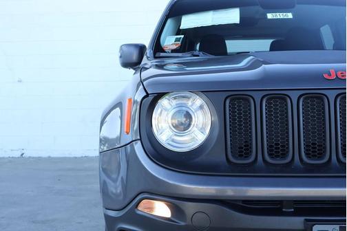 2017 Jeep Renegade Trailhawk
