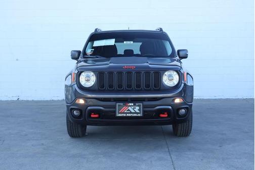 2017 Jeep Renegade Trailhawk