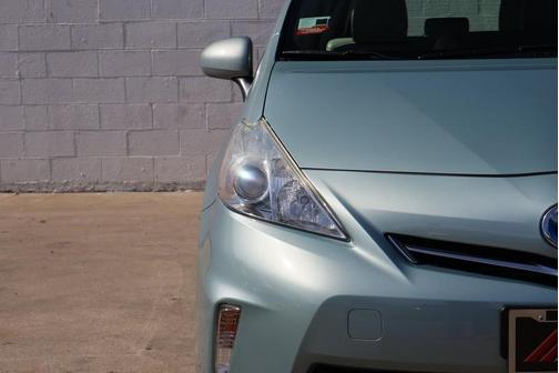 2013 Toyota Prius v Three