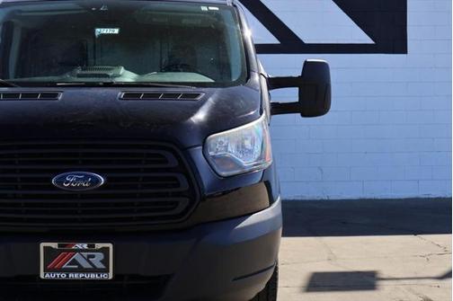 2017 Ford Transit-350 Base
