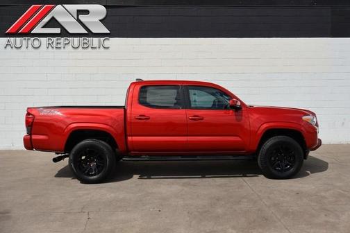 2022 Toyota Tacoma SR