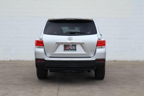 2013 Toyota Highlander SE