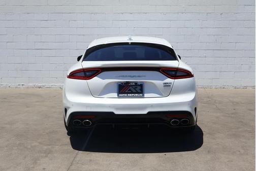 Snow White Pearl 2021 Kia Stinger GT1 AWD